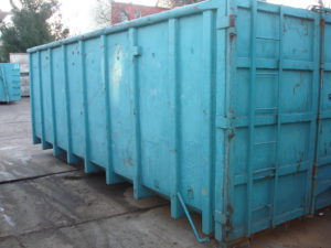 Gebrauchte Container und Behälter